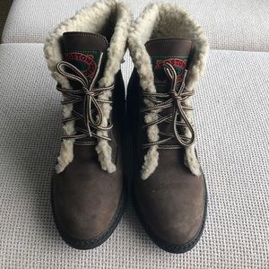 Boston Traders snow boot made in Portugal SZ 7